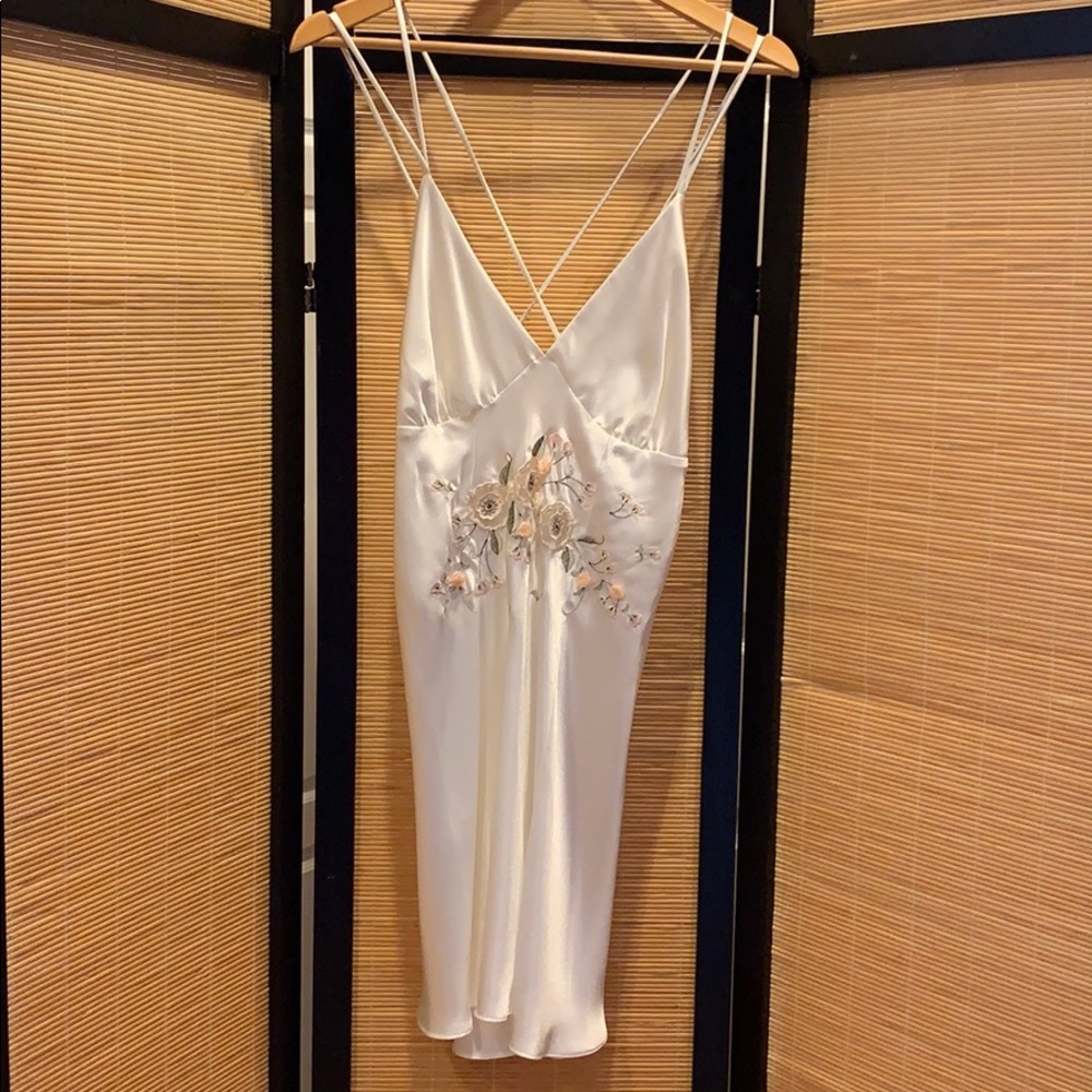 Beautifully Detailed Chemise Nightgown and Robe